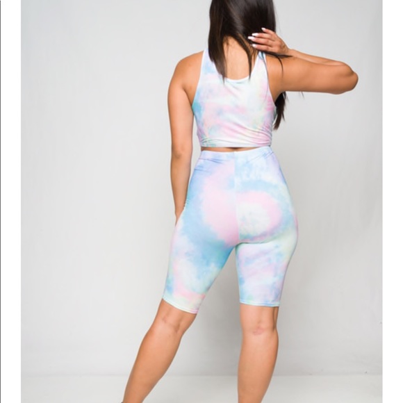 Two piece tye dye shorts set - Picture 2 of 3